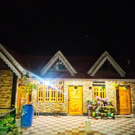 White Peak Homestay Дарджилинг Екстериор снимка