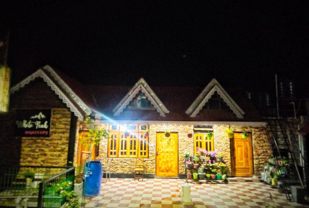 White Peak Homestay Дарджилинг Екстериор снимка